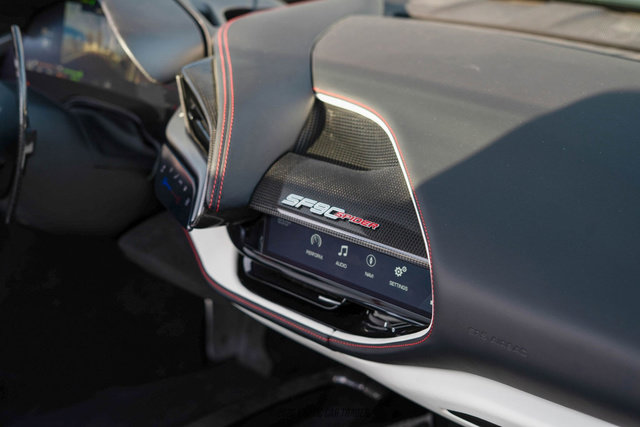 Used 2025 Ferrari SF90 Spider image 57