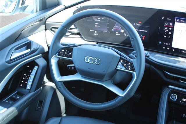 Used 2025 Audi Q5 Premium w/ Convenience Package AWD/4WD image 25