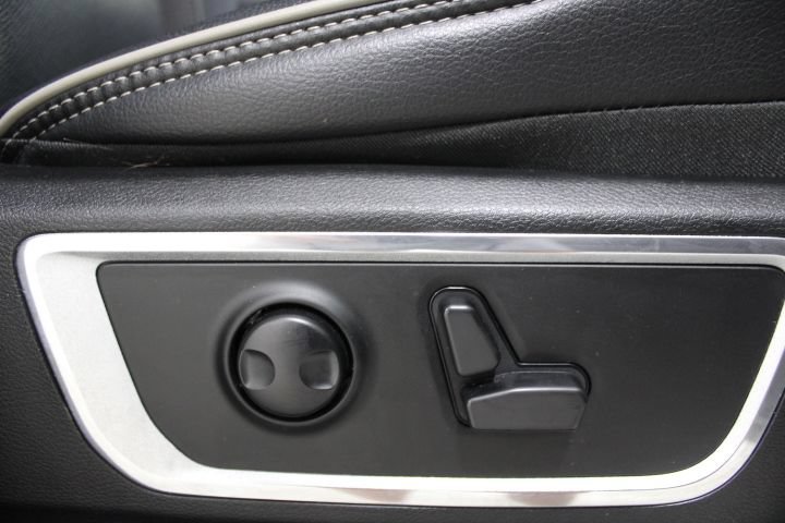 Used 2023 RAM 1500 Laramie AWD/4WD image 24
