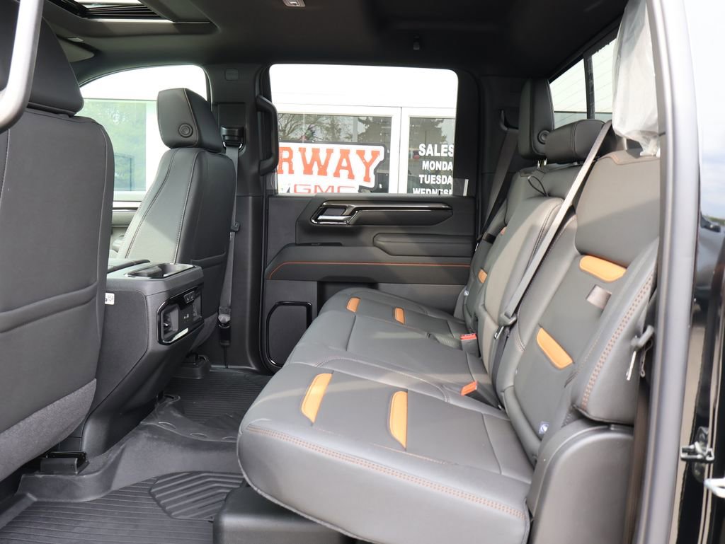 New 2026 GMC Sierra 3500 AT4 w/ AT4 Premium Plus Package AWD/4WD image 29