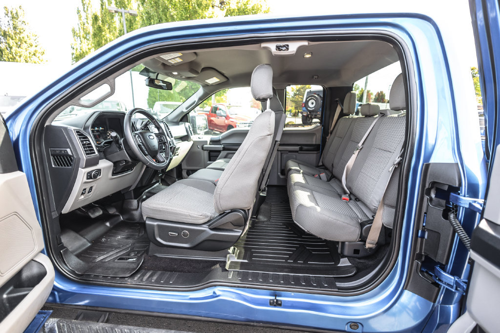 Used 2015 Ford F150 XLT w/ Equipment Group 301A Mid AWD/4WD image 22