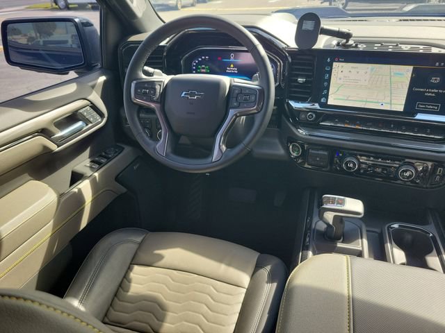 Used 2025 Chevrolet Silverado 1500 ZR2 w/ Technology Package image 9