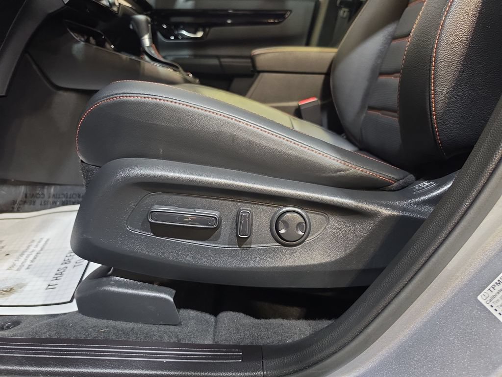 Used 2026 Honda CR-V Sport Touring image 14