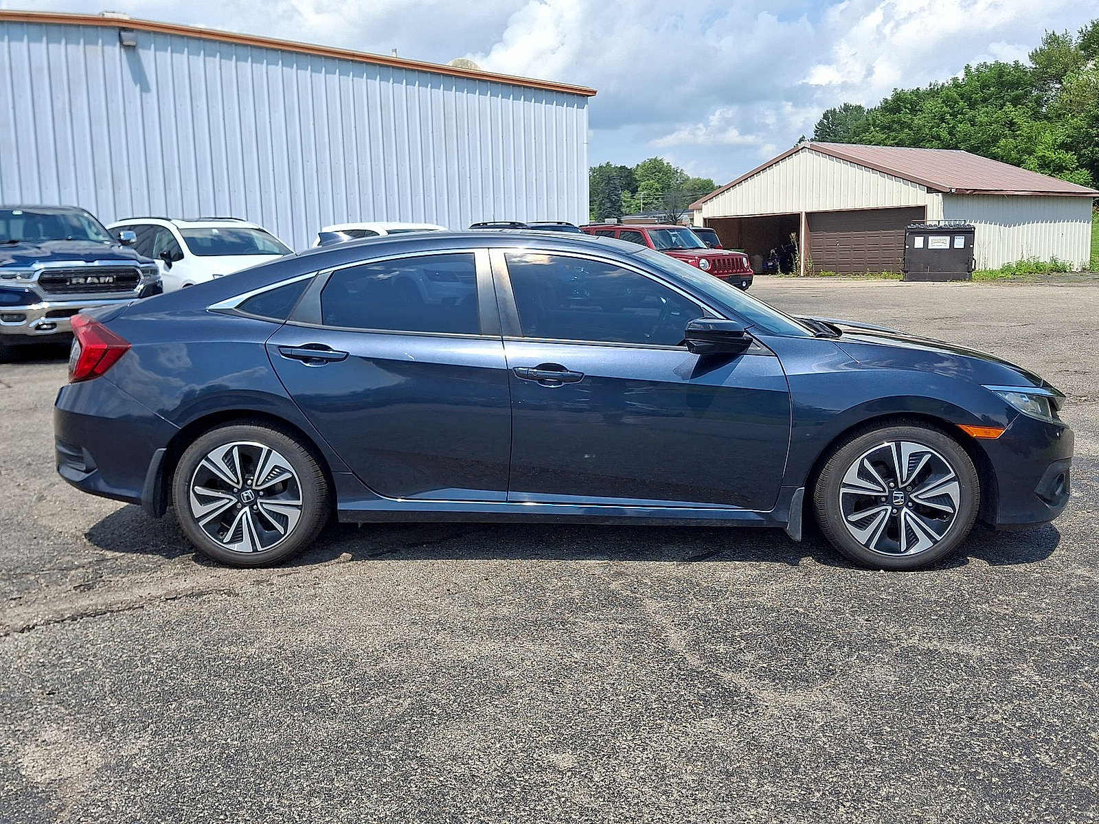 Used 2018 Honda Civic EX-T image 26