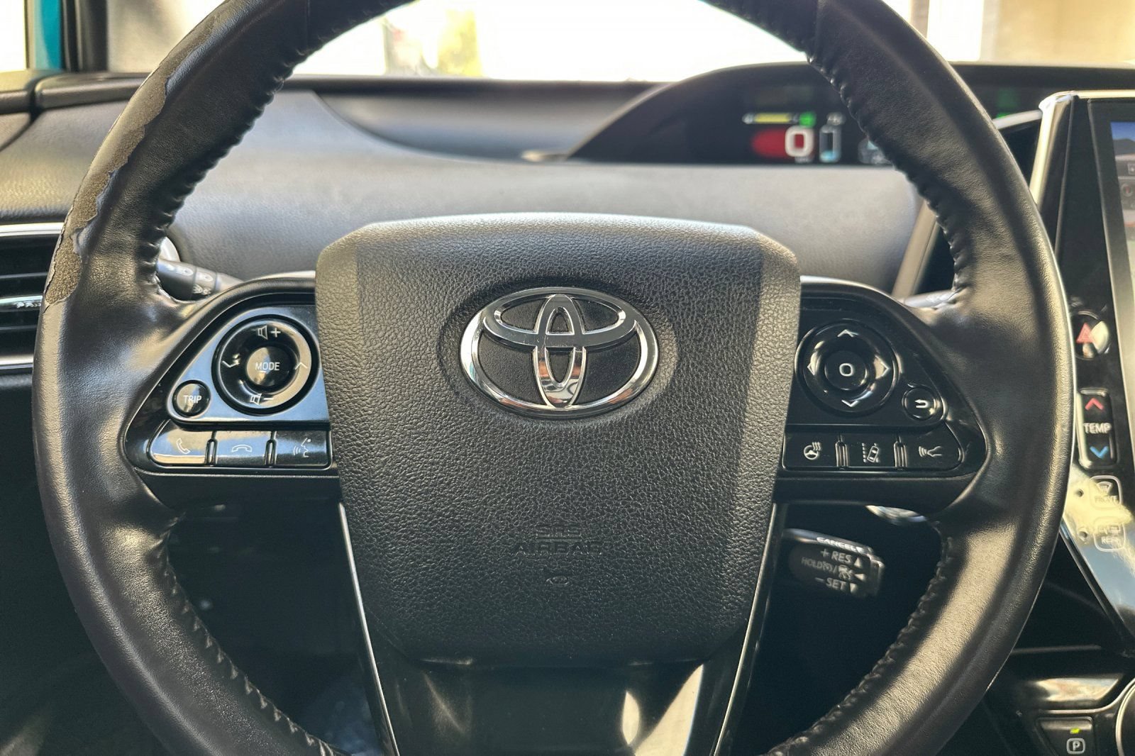 Used 2021 Toyota Prius Prime Limited w/ Carpet Mat Package (TMS) FWD image 25
