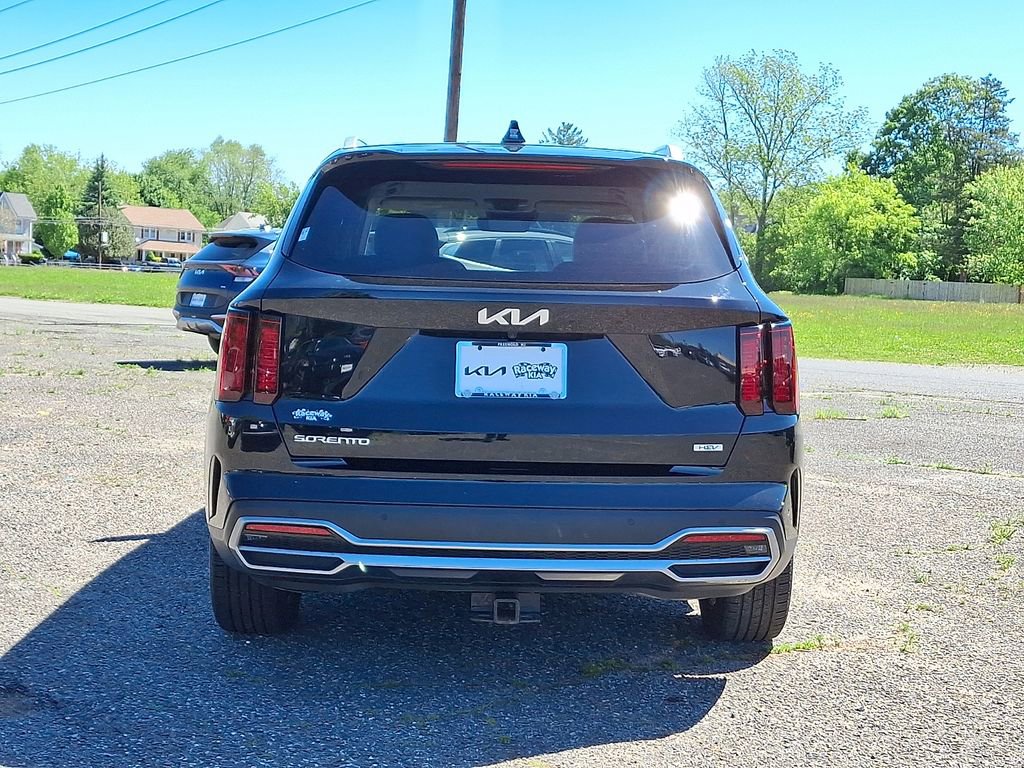 Certified 2023 Kia Sorento EX AWD/4WD image 6