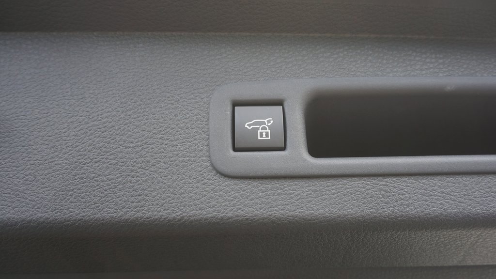 New 2025 Toyota Sienna XLE image 7