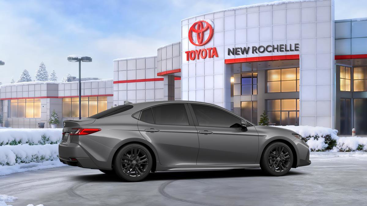 New 2026 Toyota Camry SE FWD image 11