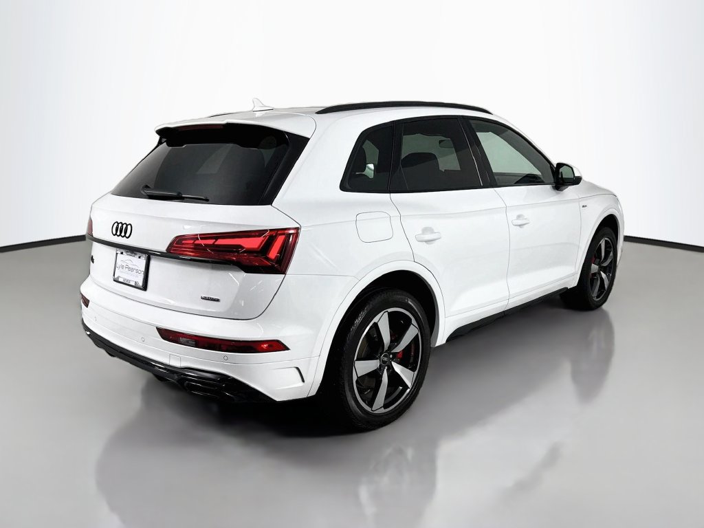 Used 2024 Audi Q5 2.0T Premium Plus w/ Premium Plus Package AWD/4WD image 9