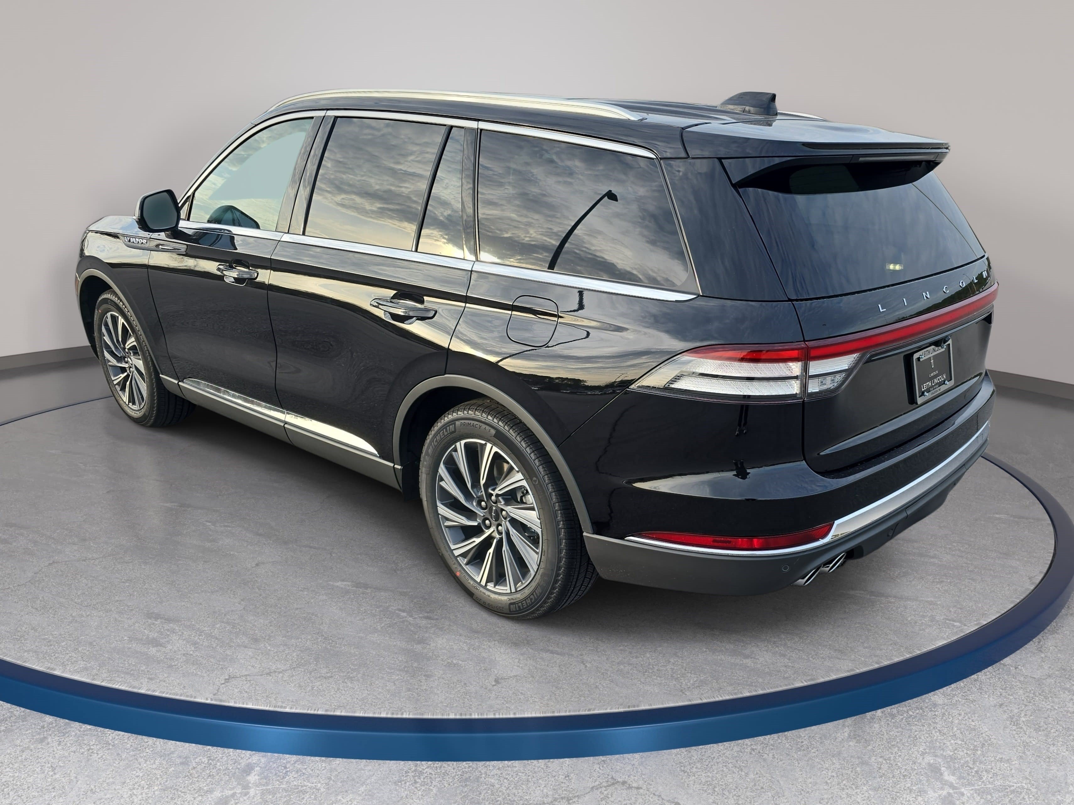 New 2026 Lincoln Aviator 2WD image 7
