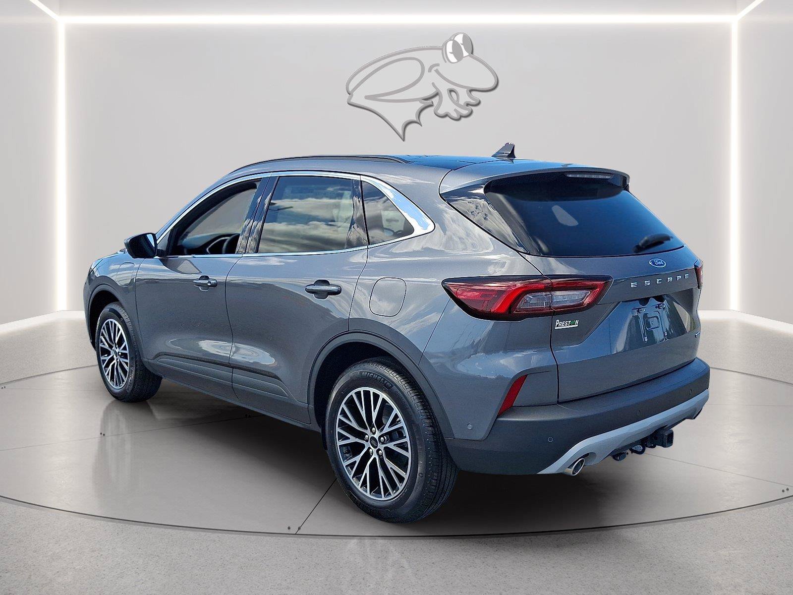 New 2024 Ford Escape SE w/ PHEV Premium Package FWD image 3
