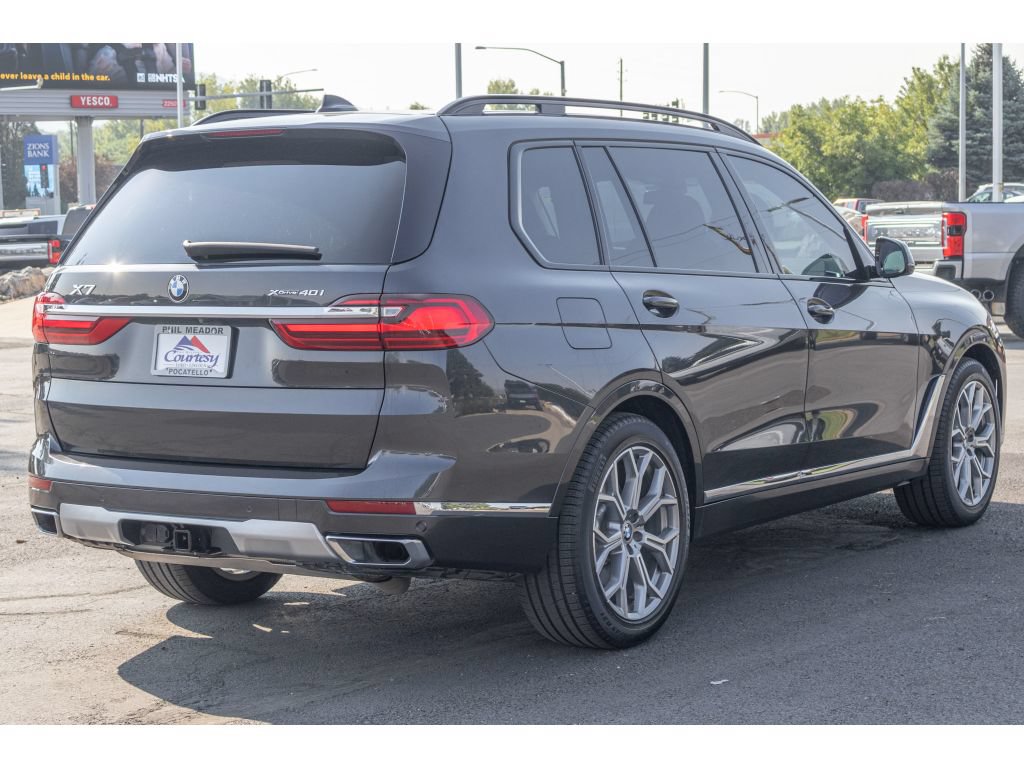 Used 2020 BMW X7 xDrive40i w/ Premium Package AWD/4WD image 3