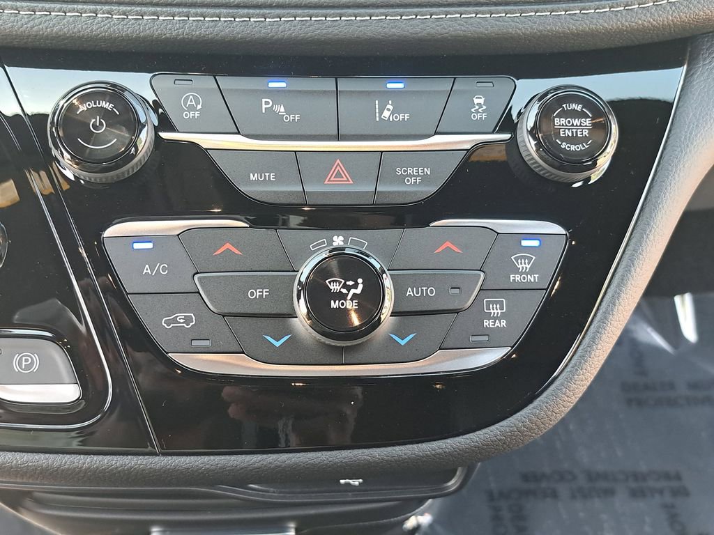 New 2026 Chrysler Pacifica Select w/ S Appearance Package AWD/4WD image 24
