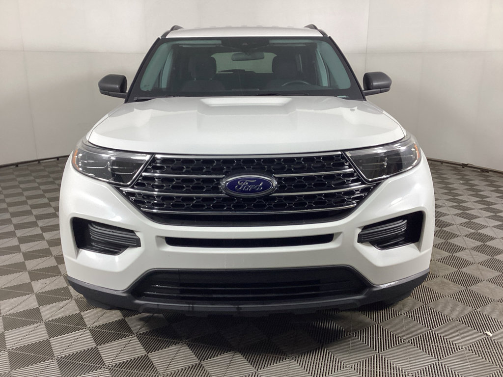 Used 2023 Ford Explorer XLT image 6