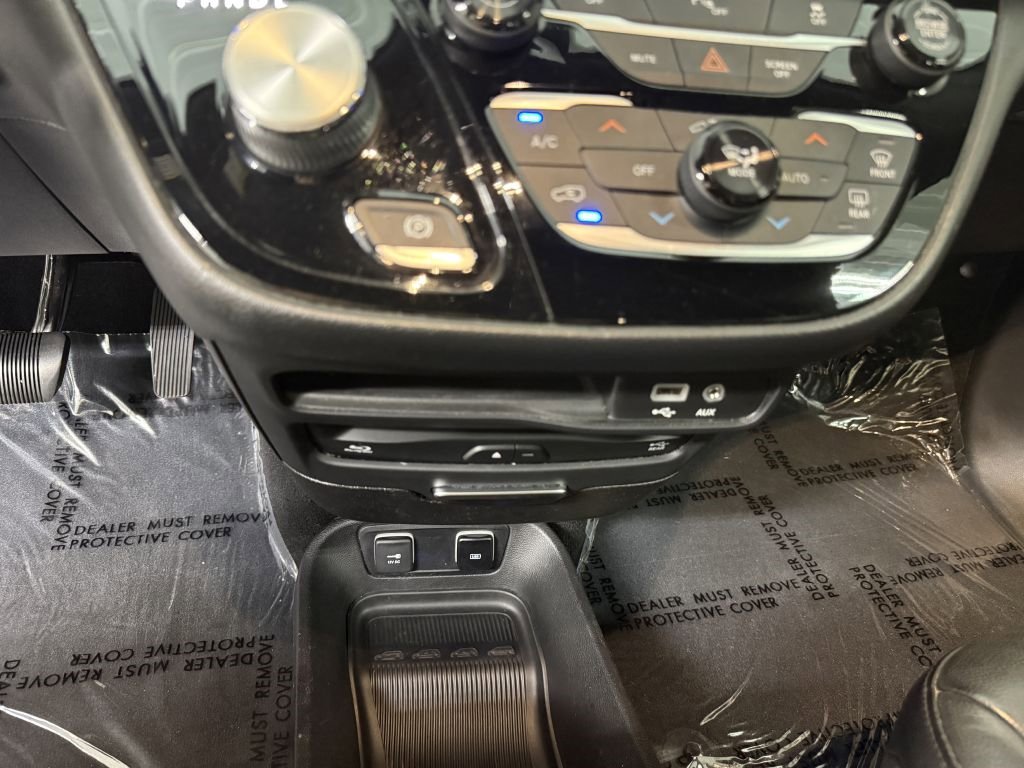 Used 2019 Chrysler Pacifica Touring-L Plus w/ S Appearance Package image 19