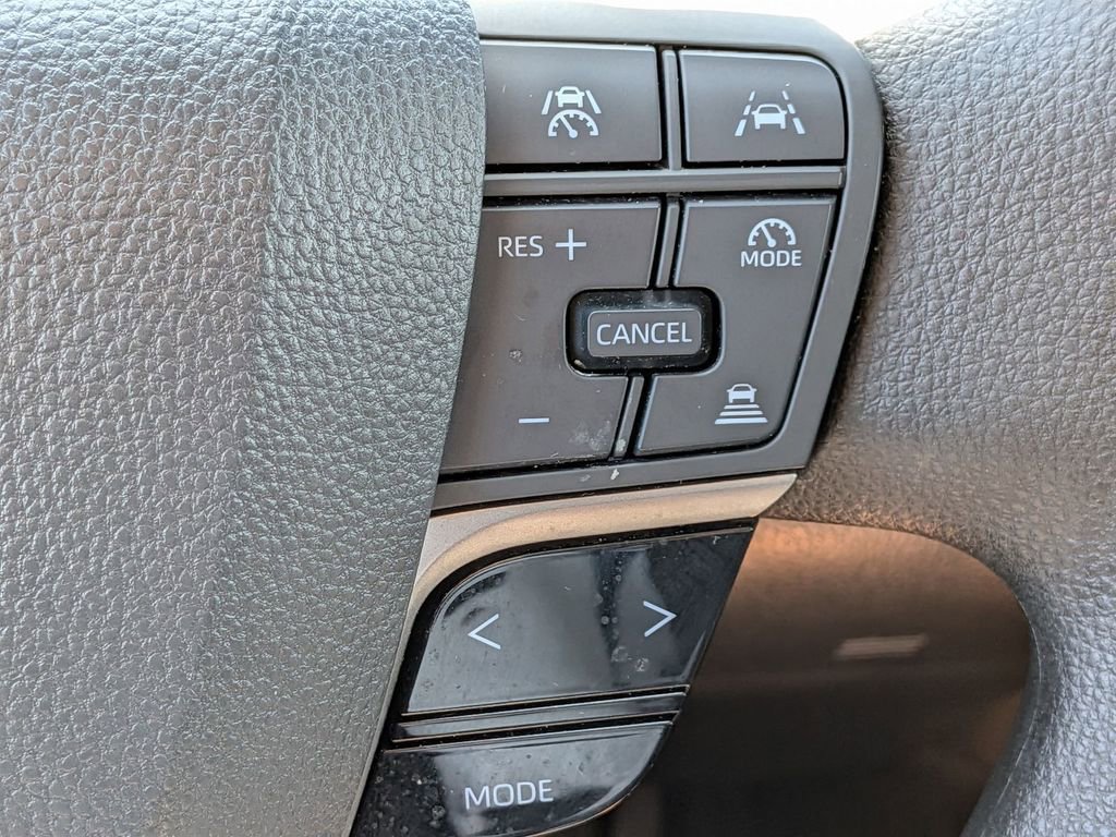 Used 2025 Toyota Camry LE image 23