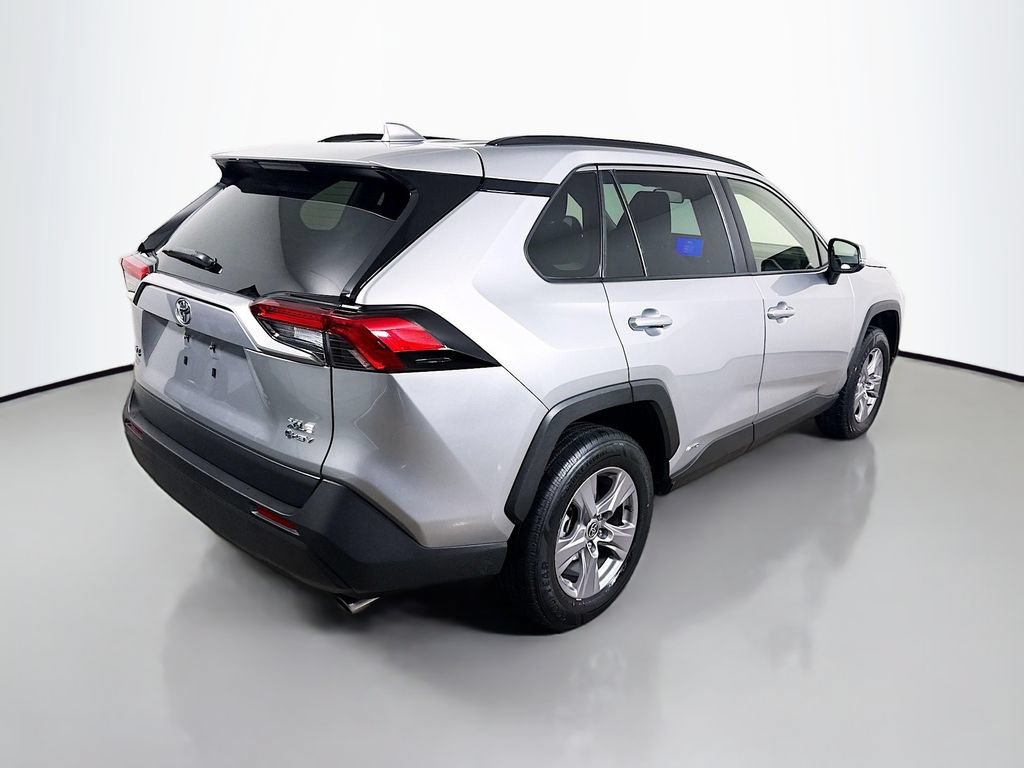 Certified 2025 Toyota RAV4 XLE AWD/4WD image 7