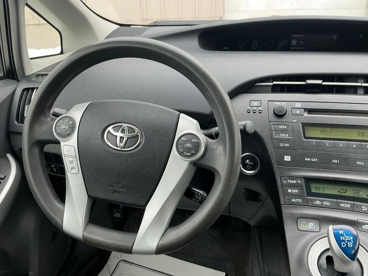 Used 2010 Toyota Prius Five image 19