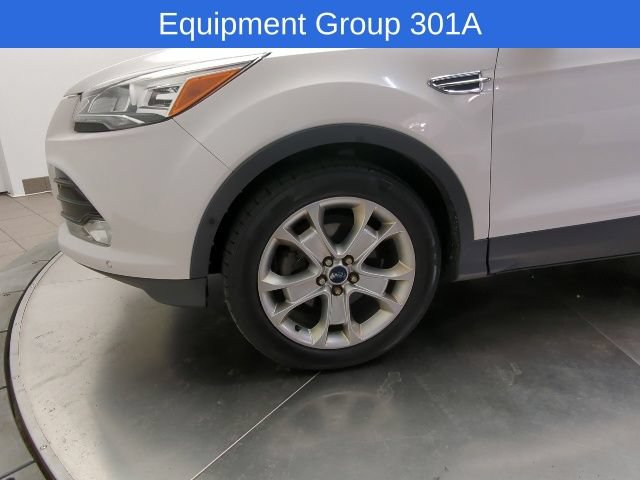 Used 2015 Ford Escape Titanium w/ Equipment Group 301A FWD image 3