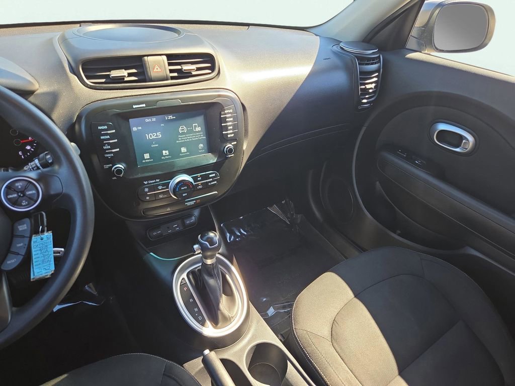 Used 2018 Kia Soul + image 22