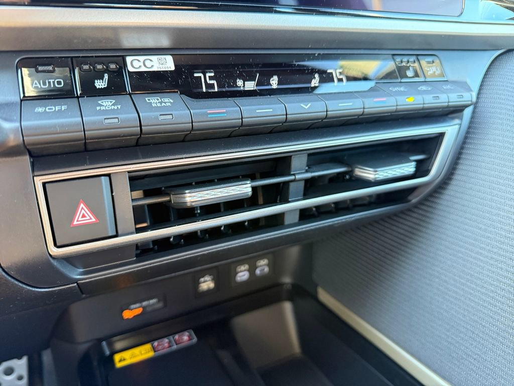 New 2026 Toyota Camry SE image 33