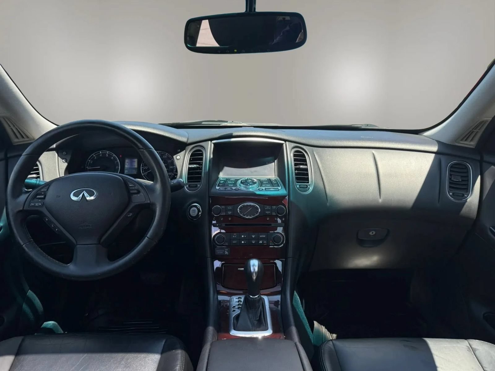 Used 2016 INFINITI QX50 AWD w/ Premium Plus Package image 38