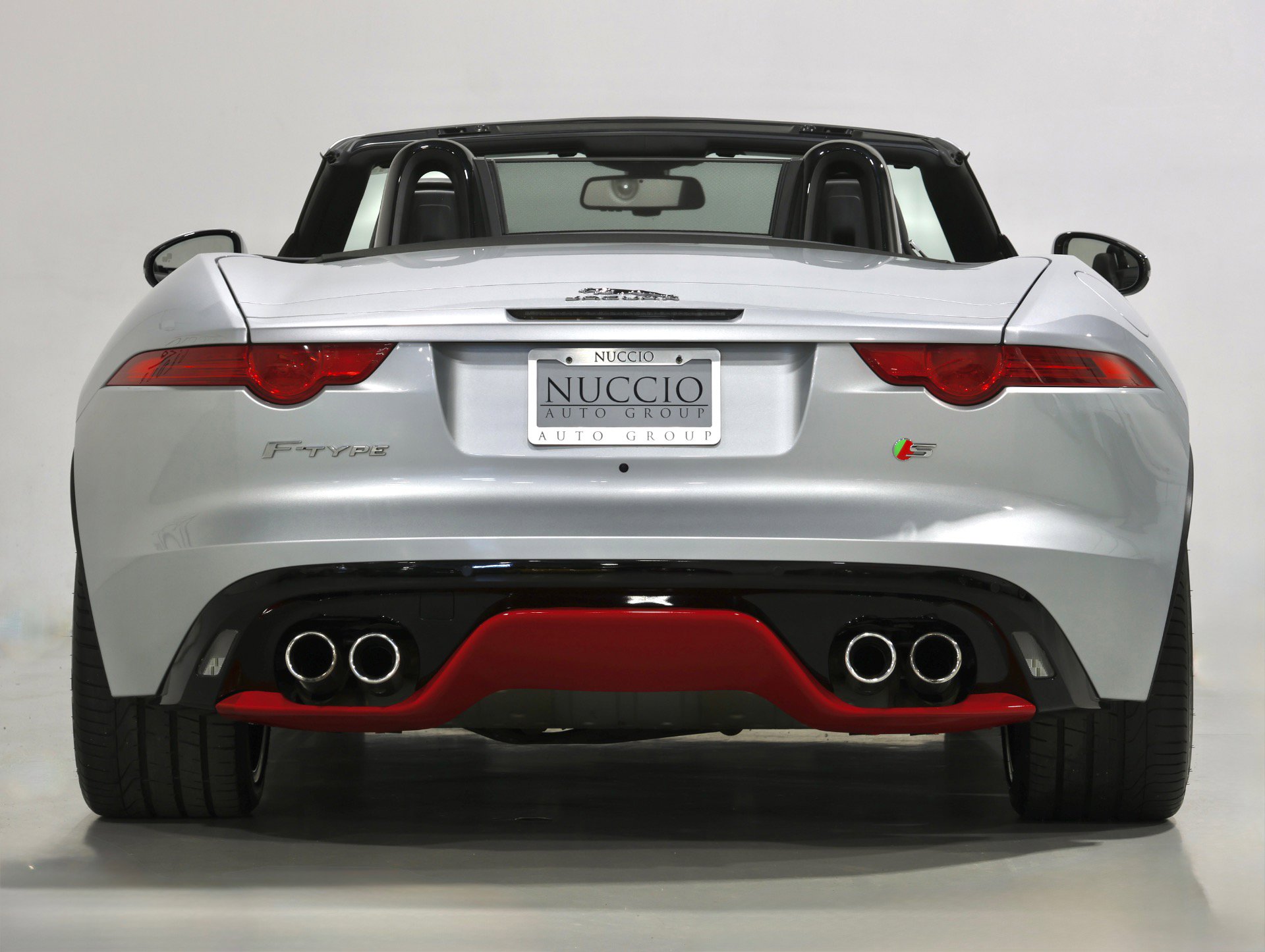 Used 2014 Jaguar F-TYPE S image 45