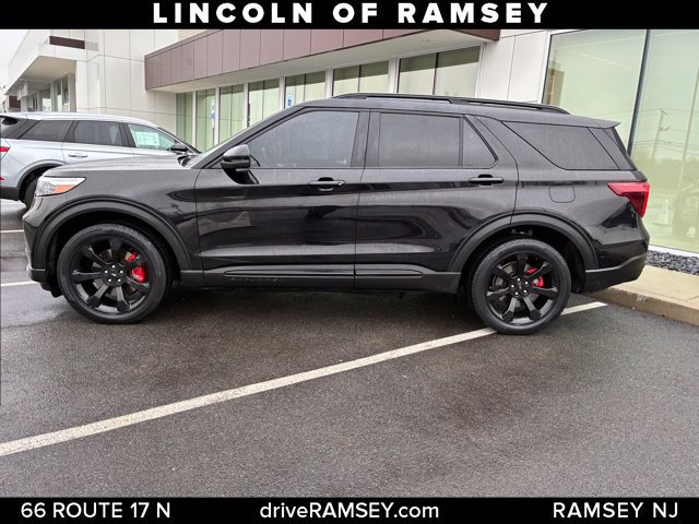 Used 2023 Ford Explorer ST w/ Equipment Group 401A AWD/4WD image 2