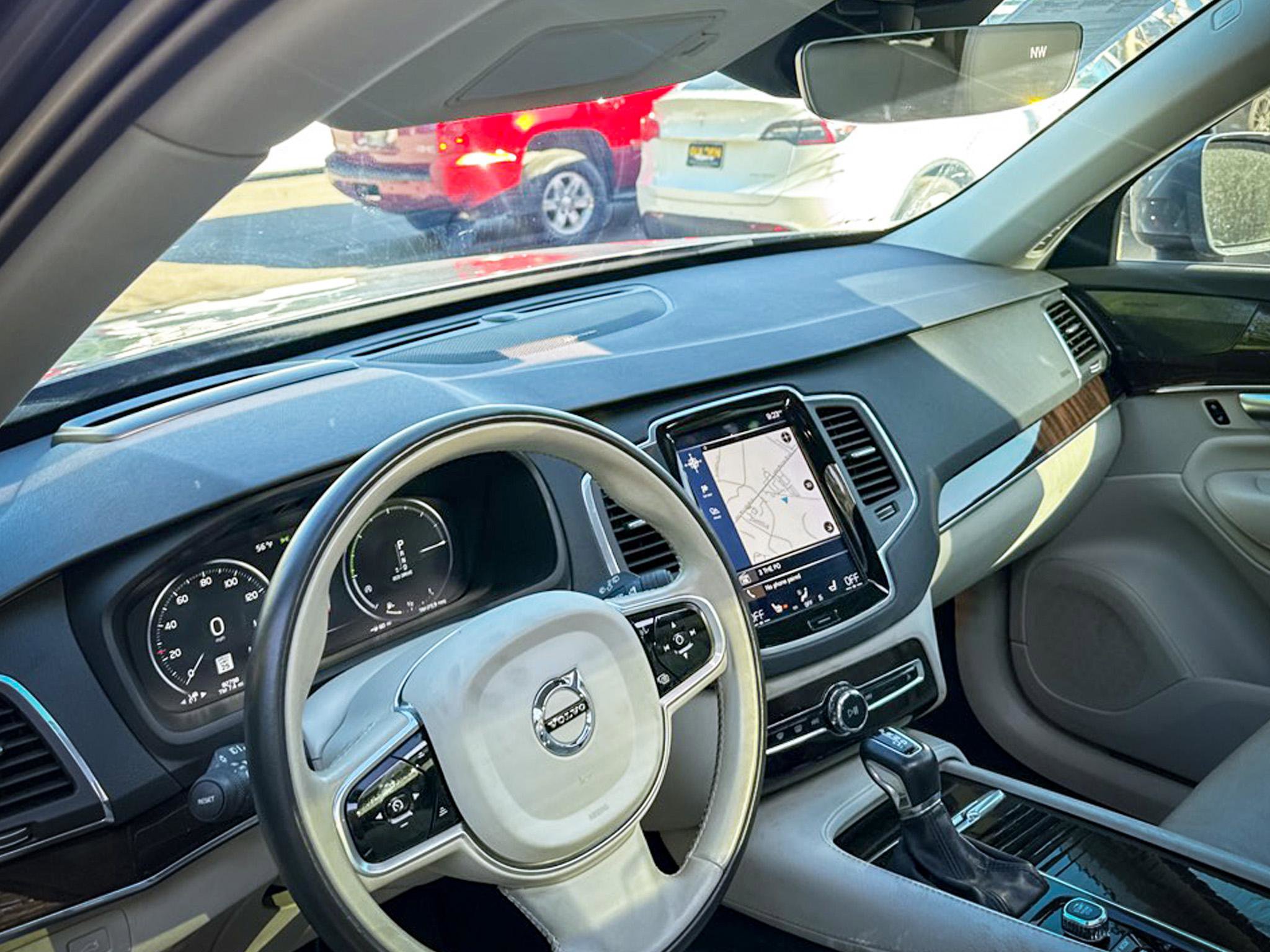 Used 2019 Volvo XC90 T6 Momentum w/ Advanced Package image 22