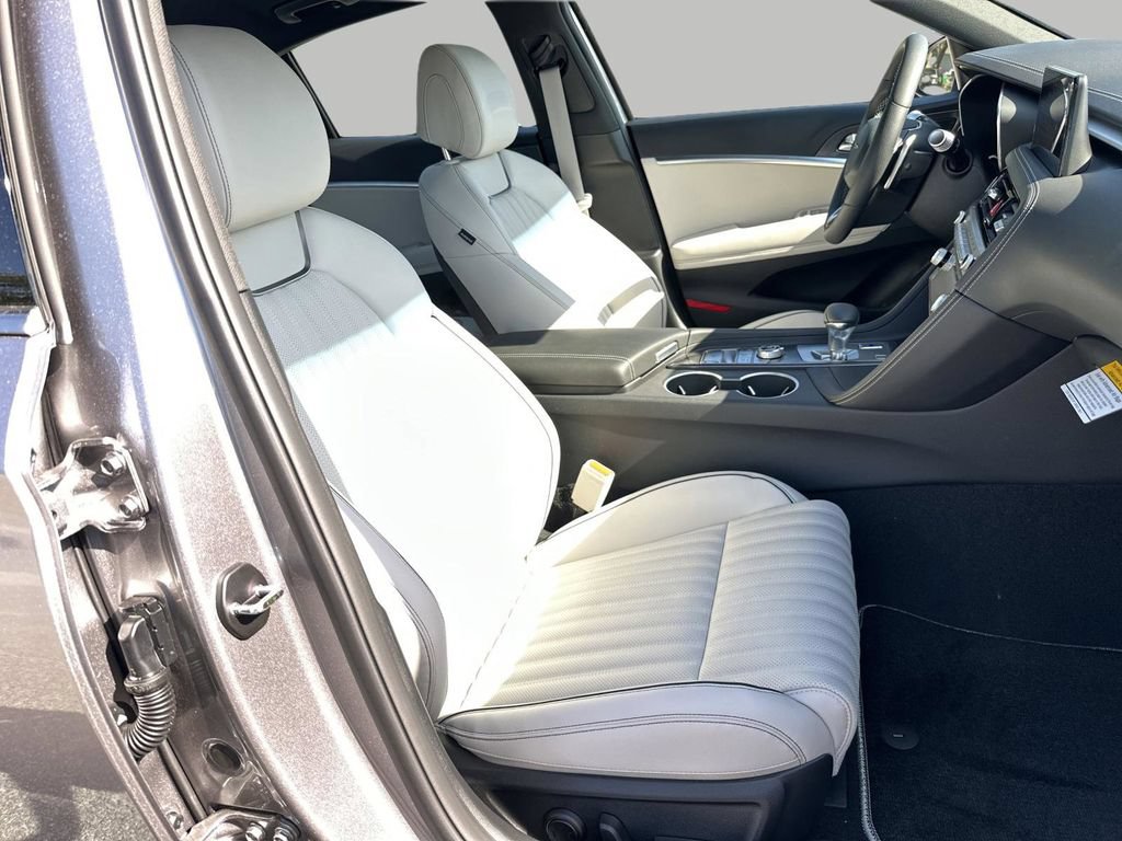 New 2026 Genesis G70 3.3T Sport Prestige RWD image 25