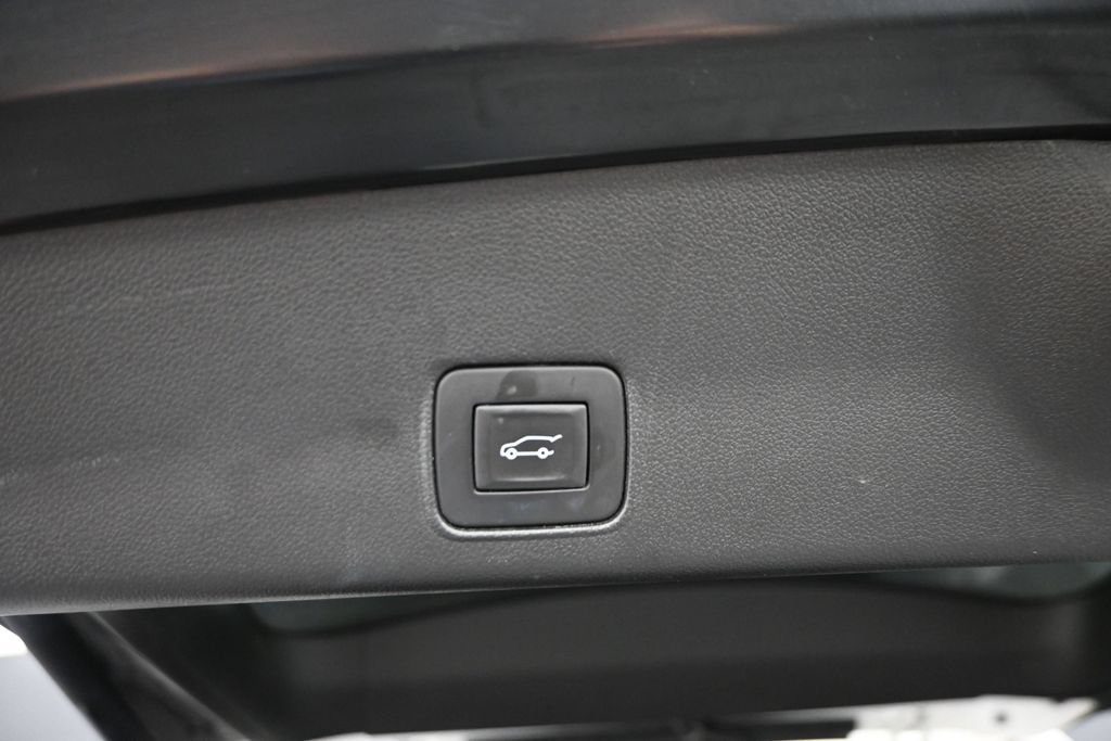 Used 2021 Chevrolet TrailBlazer ACTIV w/ Sun and Liftgate Package AWD/4WD image 12