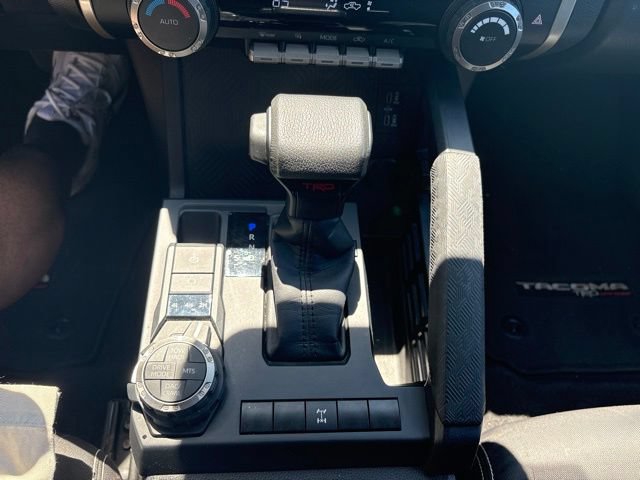 Used 2024 Toyota Tacoma TRD Off-Road AWD/4WD image 20