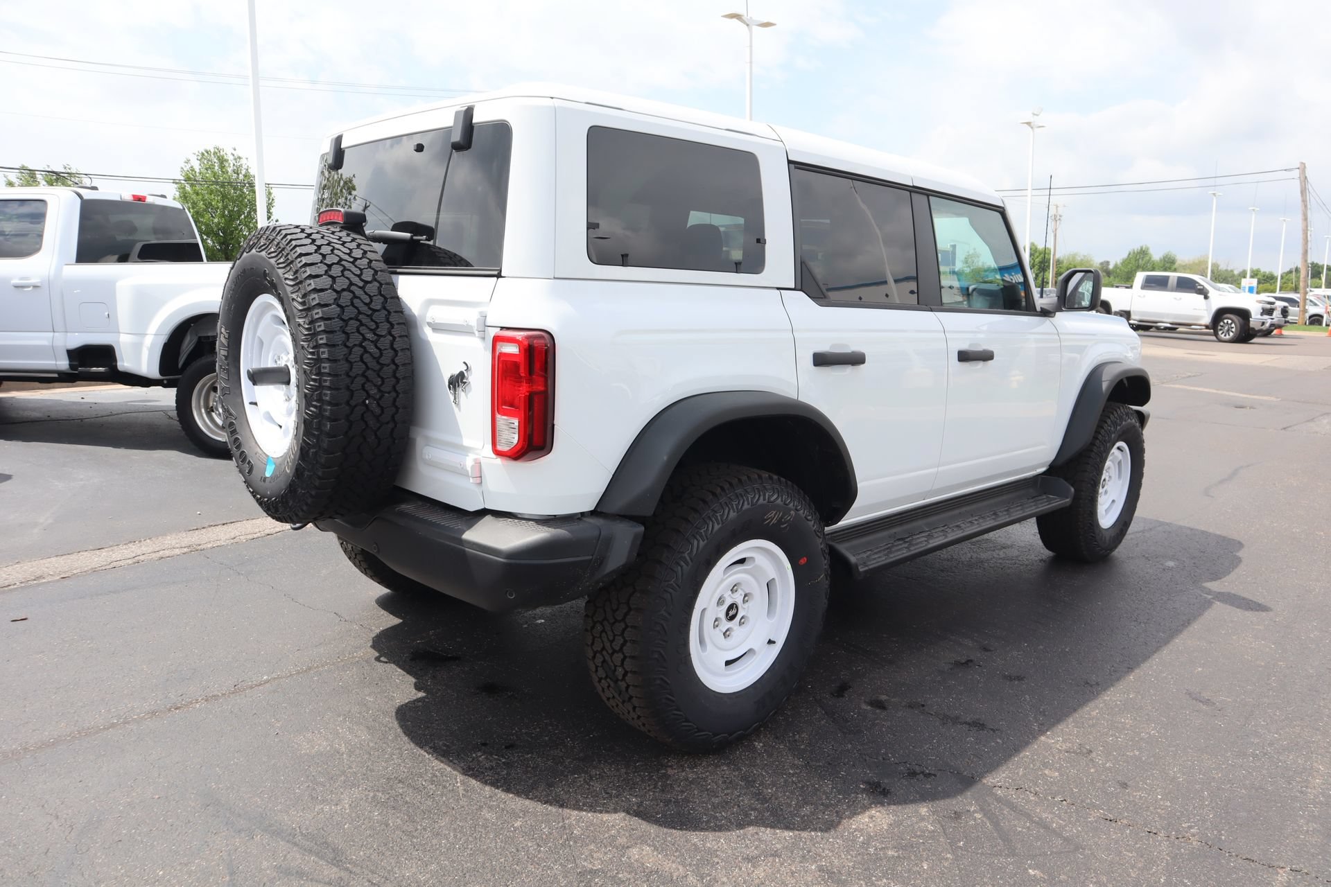 New 2026 Ford Bronco Heritage Edition AWD/4WD image 23