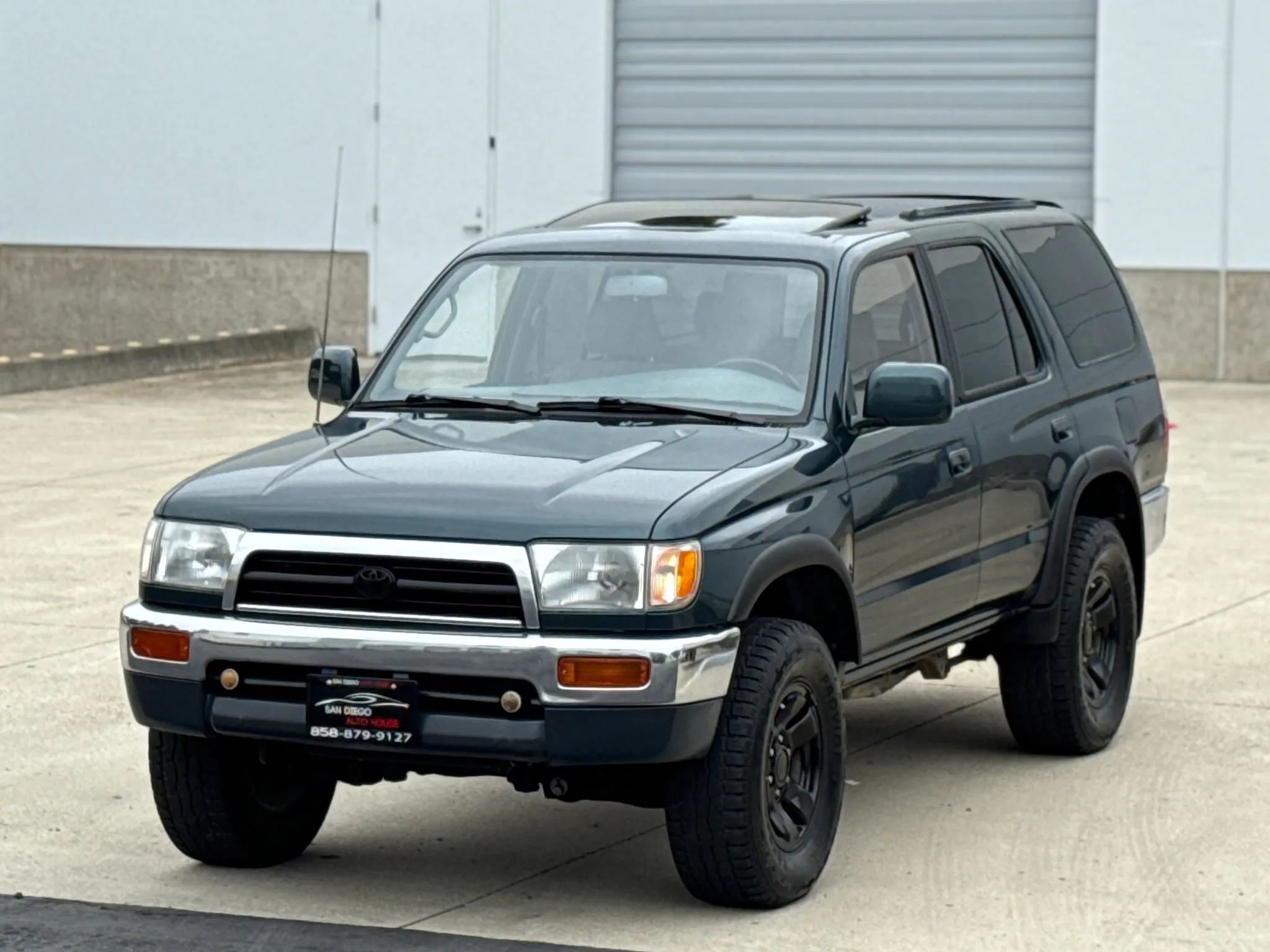 Used 1997 Toyota 4Runner SR5 AWD/4WD image 2