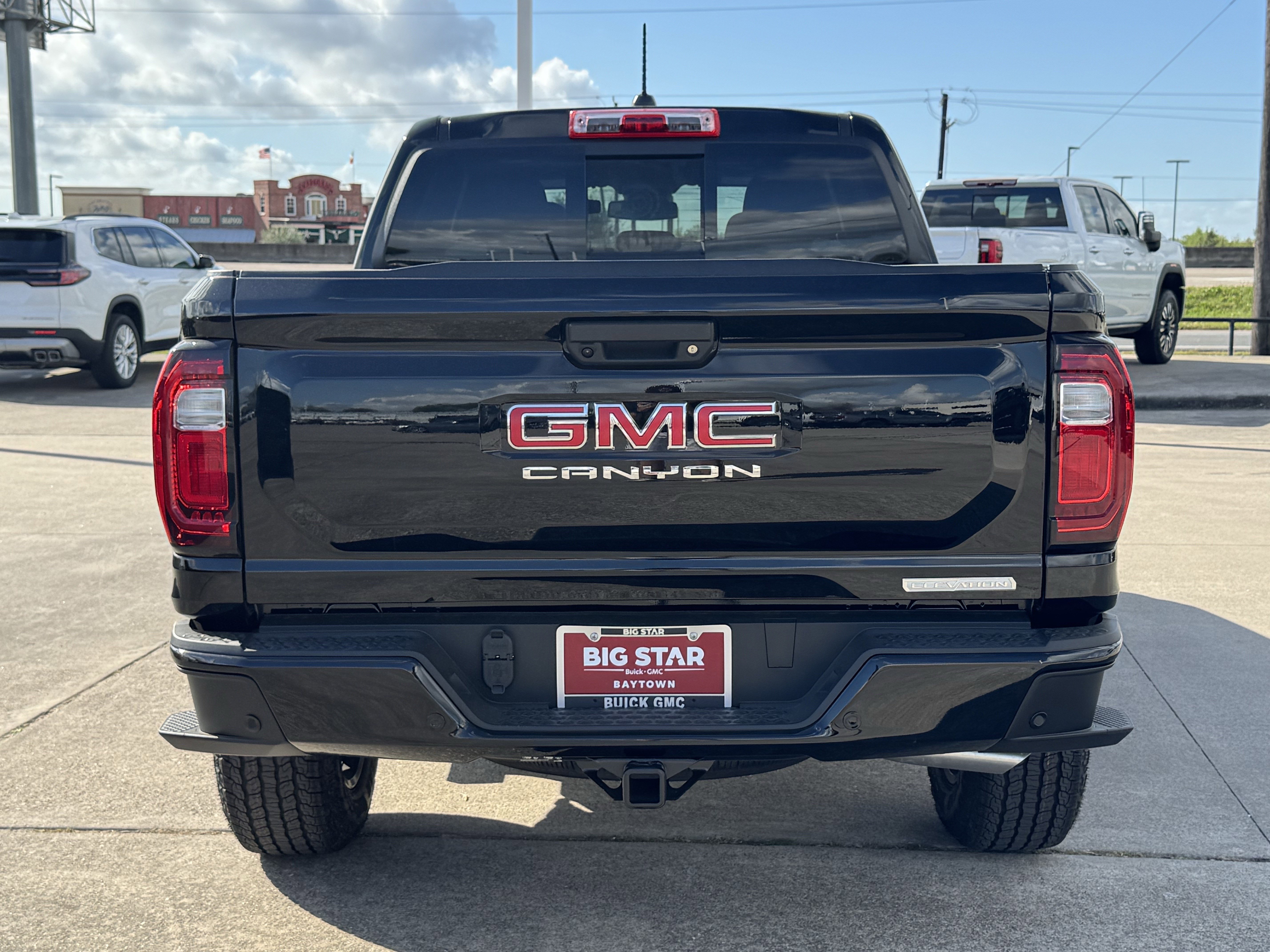 New 2026 GMC Canyon Elevation w/ Convenience Package image 9