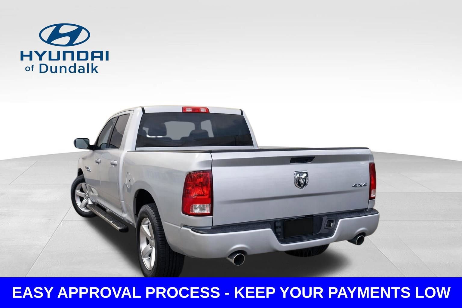 Used 2017 RAM 1500 Express image 8