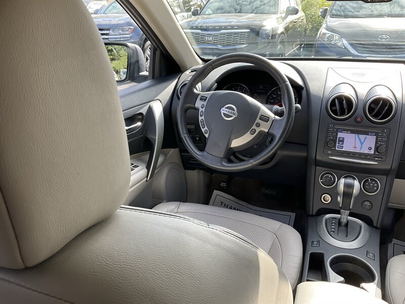 Used 2011 Nissan Rogue SV w/ SL Pkg AWD/4WD image 17
