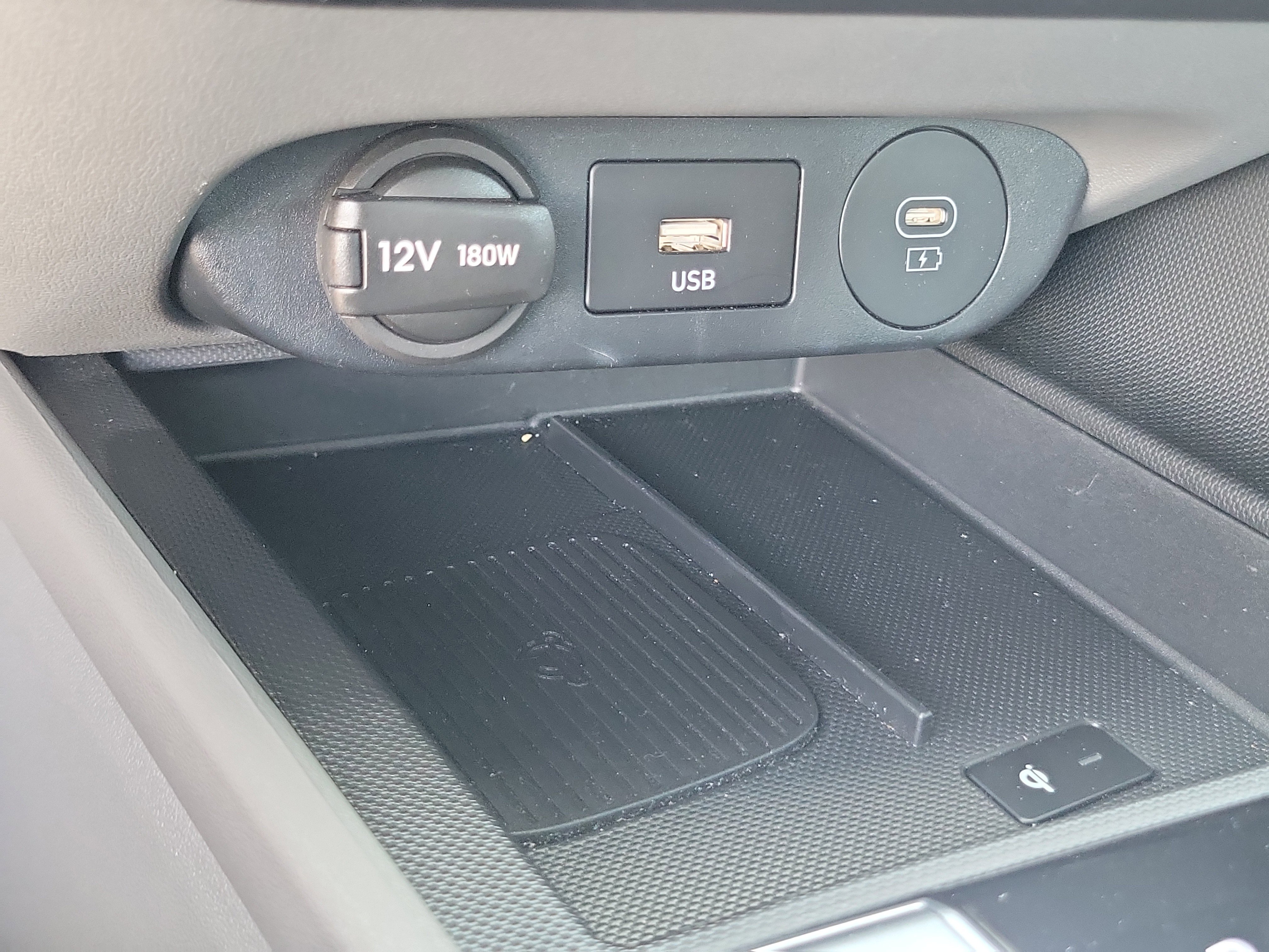 Certified 2025 Hyundai Elantra SEL image 16