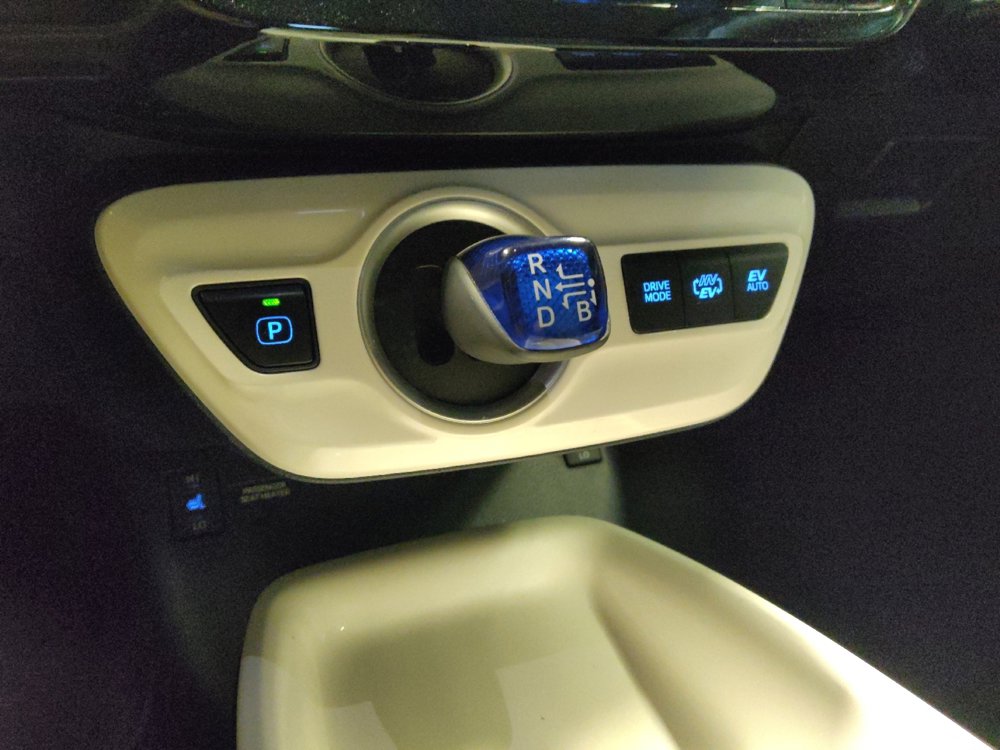 Used 2017 Toyota Prius Prime Plus w/ Carpet Mat Package image 26