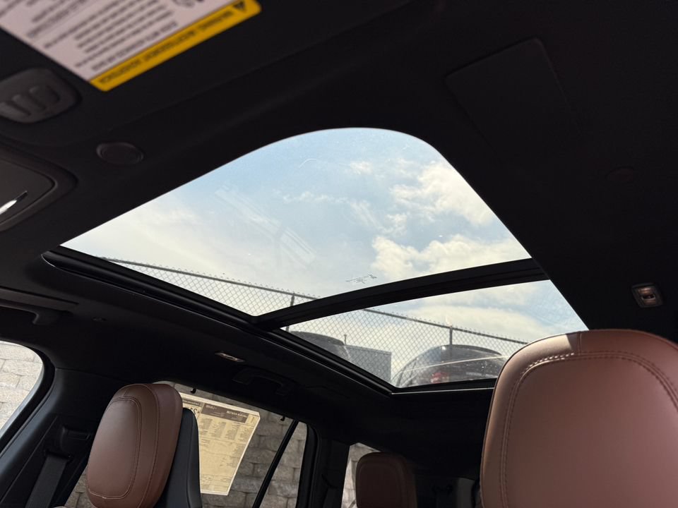 New 2024 Lincoln Aviator Reserve w/ Equipment Group 201A RWD image 5