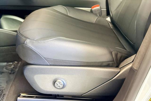 New 2026 Mercedes-Benz EQE 320 4MATIC SUV image 17