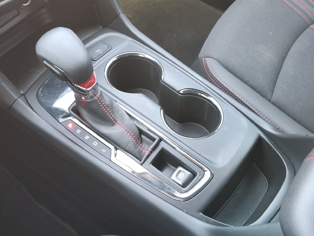 Used 2024 Chevrolet Equinox RS FWD image 23