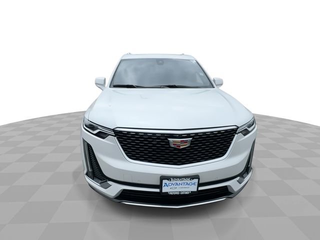Used 2023 Cadillac XT6 Premium Luxury w/ LPO, Floor Liner Package FWD image 3