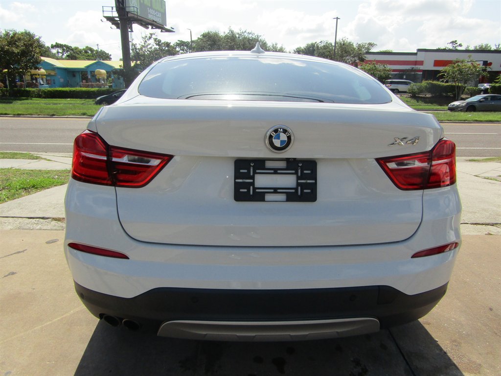 Used 2018 BMW X4 xDrive28i AWD/4WD image 3