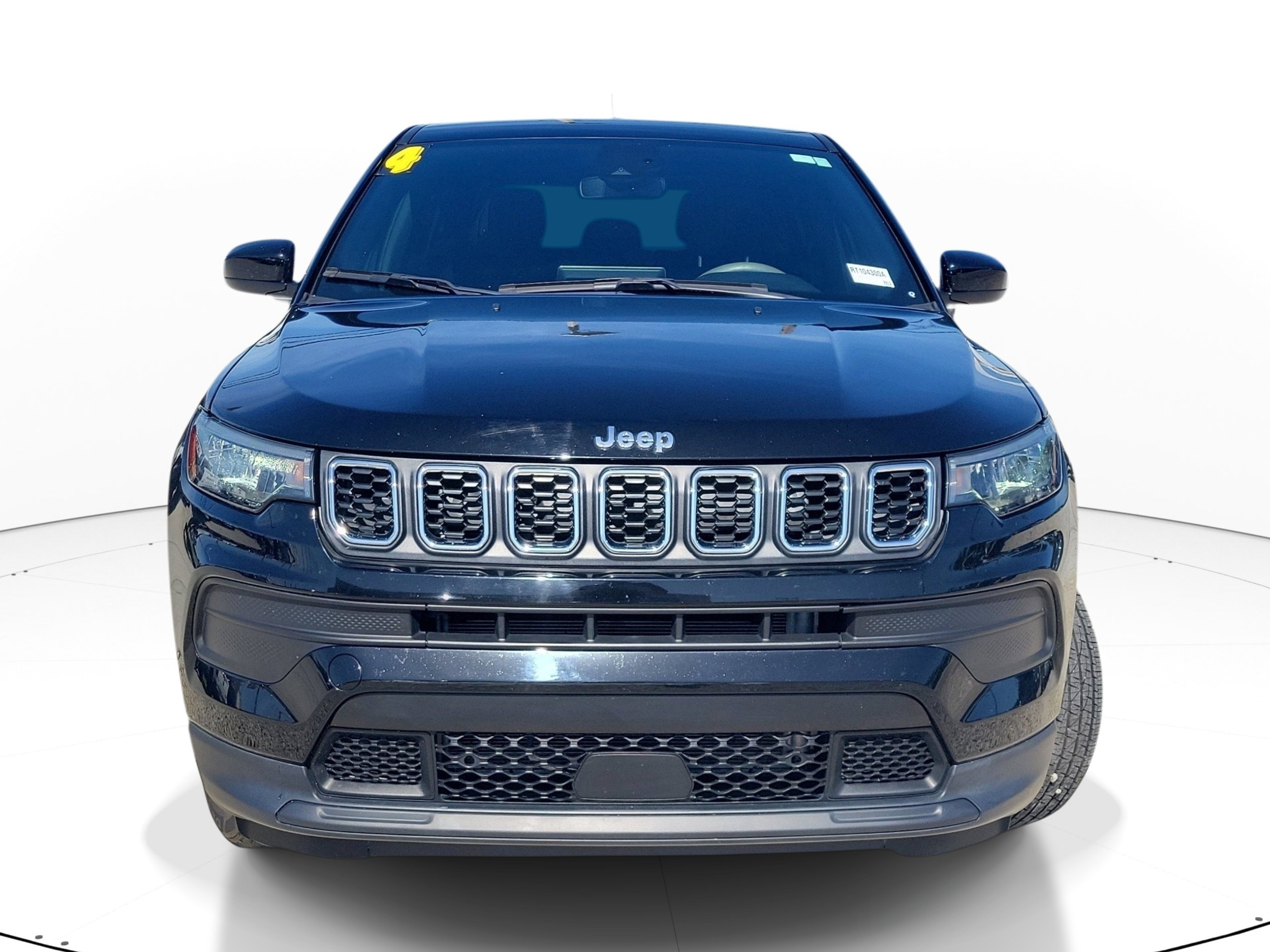 Used 2024 Jeep Compass Sport AWD/4WD image 2