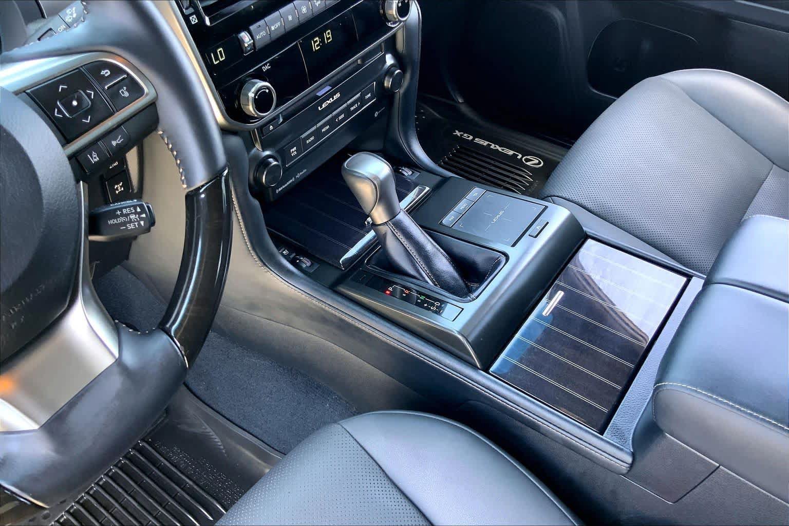 Used 2023 Lexus GX 460 Premium w/ Premium Package AWD/4WD image 16