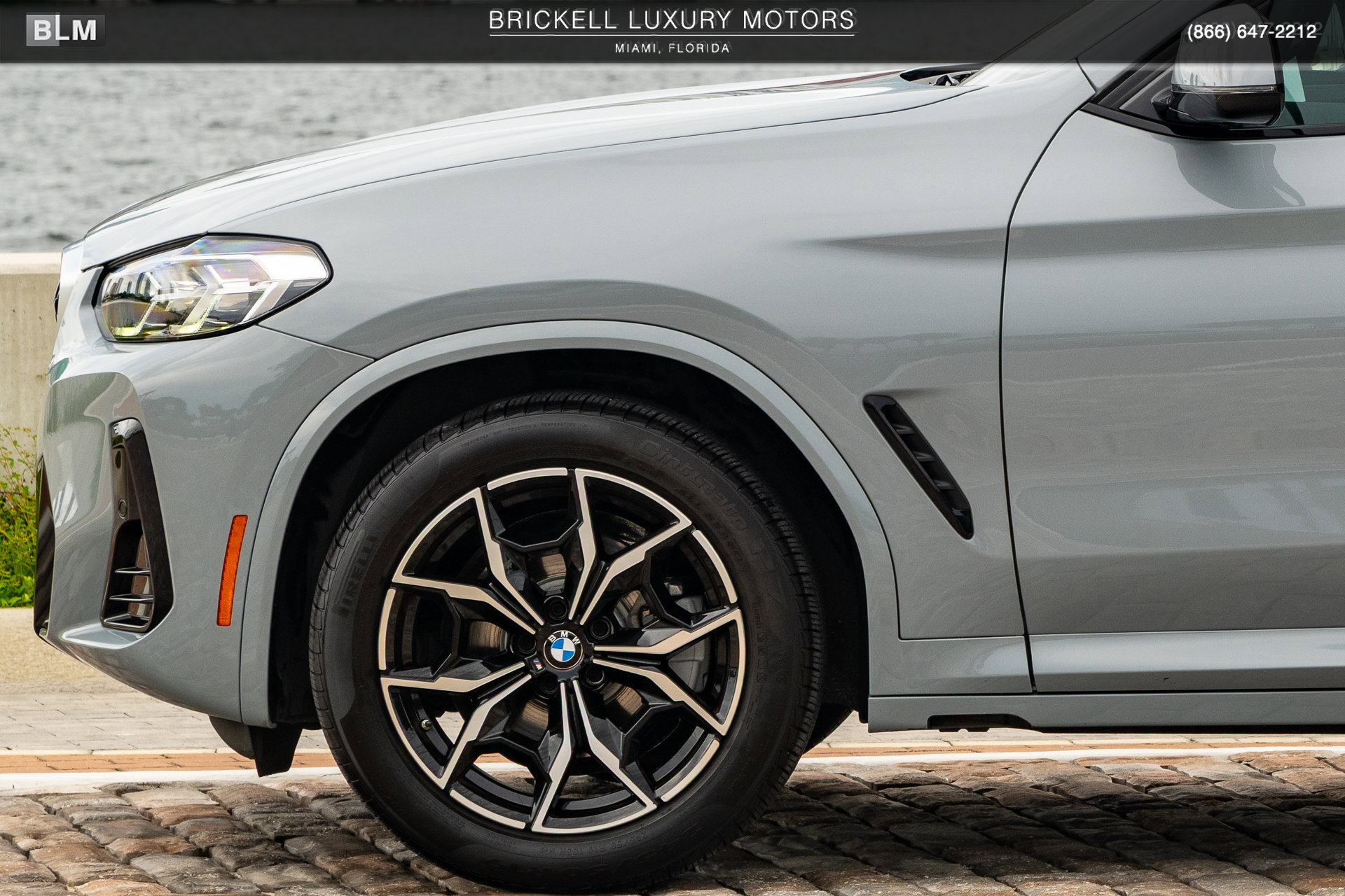 Used 2024 BMW X4 xDrive30i w/ M Sport Package AWD/4WD image 41