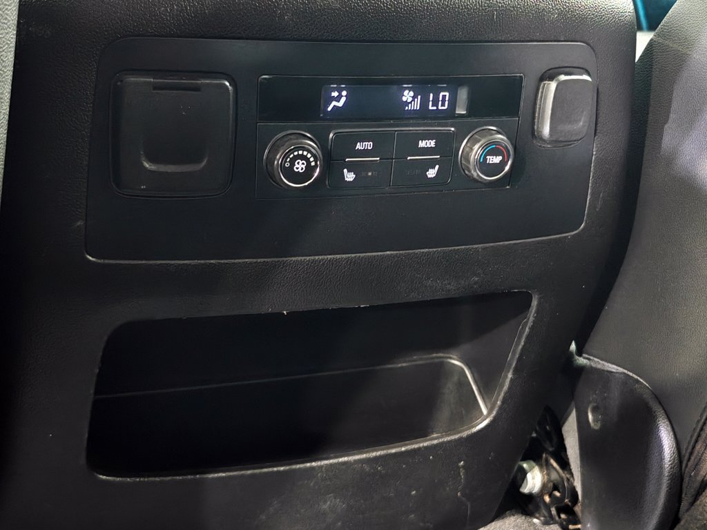 Used 2019 Chevrolet Tahoe LT w/ Luxury Package AWD/4WD image 32