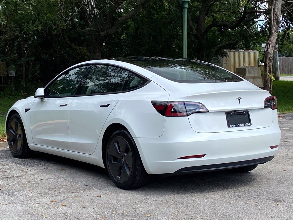 Used 2023 Tesla Model 3 Standard Range RWD image 6