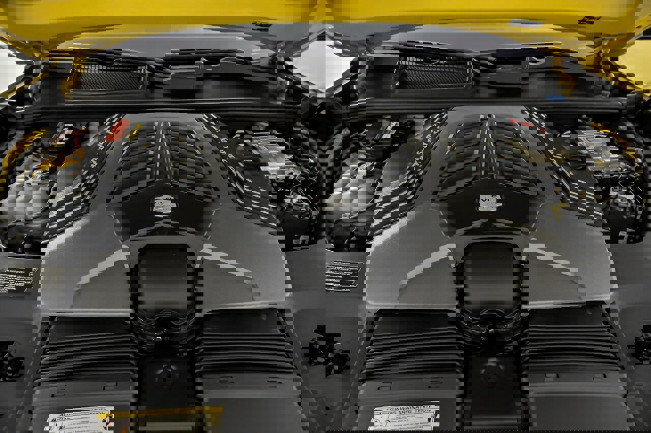 Used 2021 Lamborghini Urus image 17